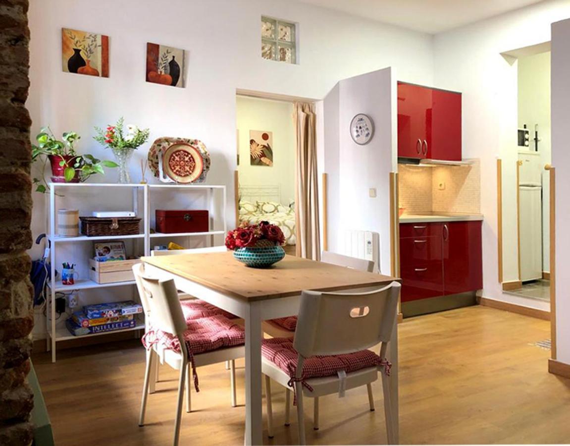 Apartamento Lavapies Al Lado Del Rastro マドリード エクステリア 写真