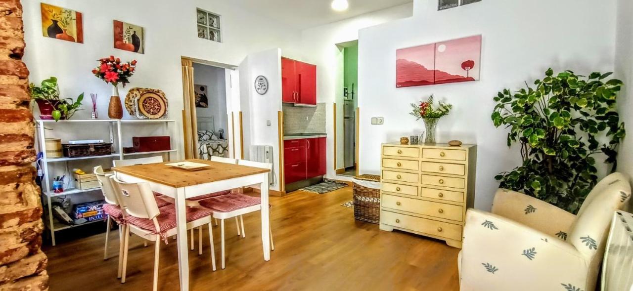 Apartamento Lavapies Al Lado Del Rastro マドリード エクステリア 写真