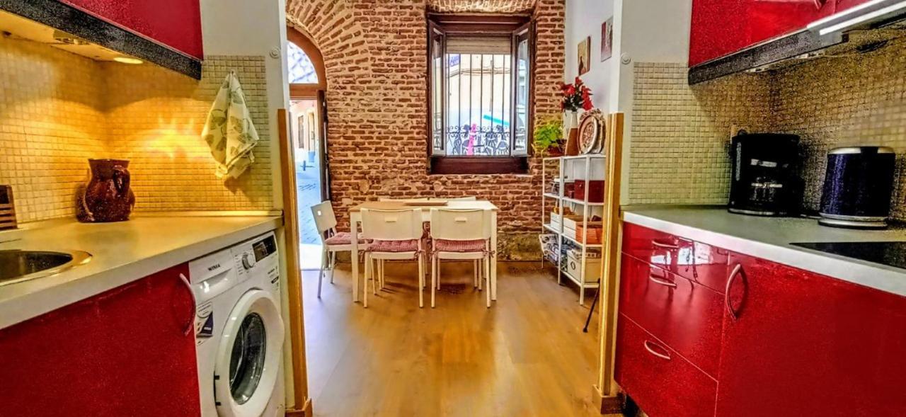Apartamento Lavapies Al Lado Del Rastro マドリード エクステリア 写真