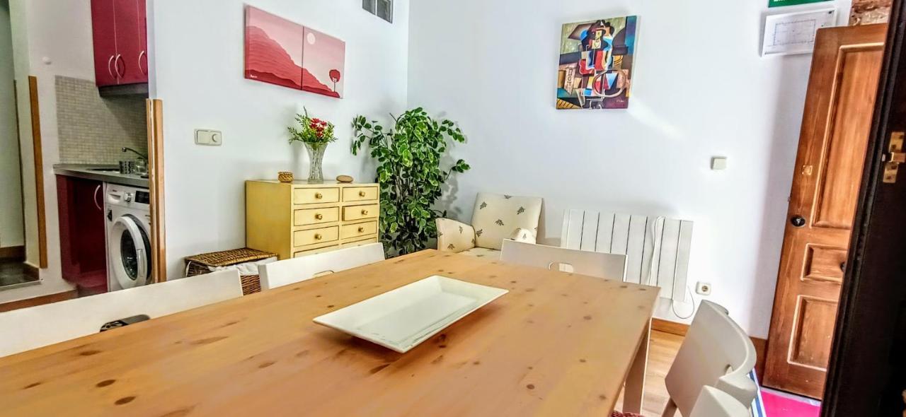 Apartamento Lavapies Al Lado Del Rastro マドリード エクステリア 写真
