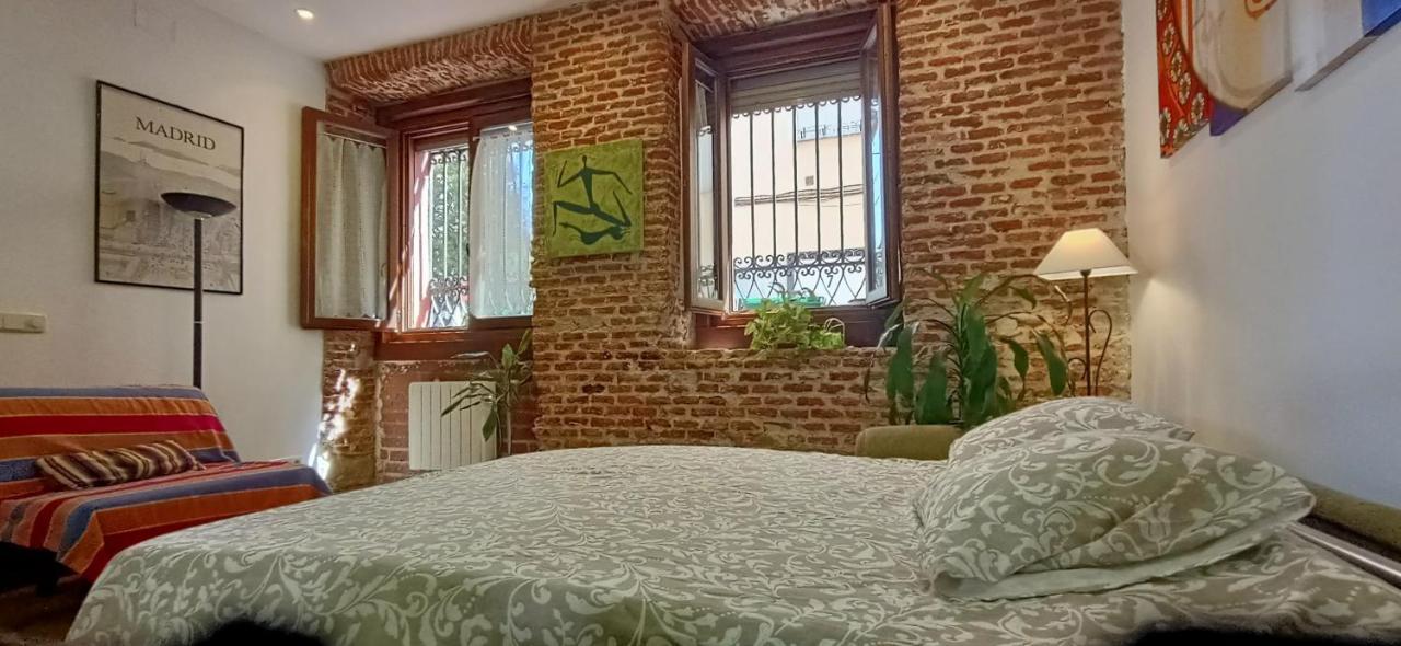 Apartamento Lavapies Al Lado Del Rastro マドリード エクステリア 写真